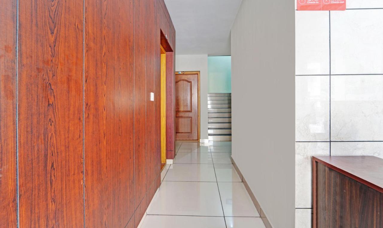 Sreepathi Nirmalyam 400 Mts From Guruvayoor Temple Hotel Guruvayur Exterior photo