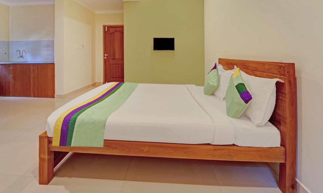 Sreepathi Nirmalyam 400 Mts From Guruvayoor Temple Hotel Guruvayur Exterior photo